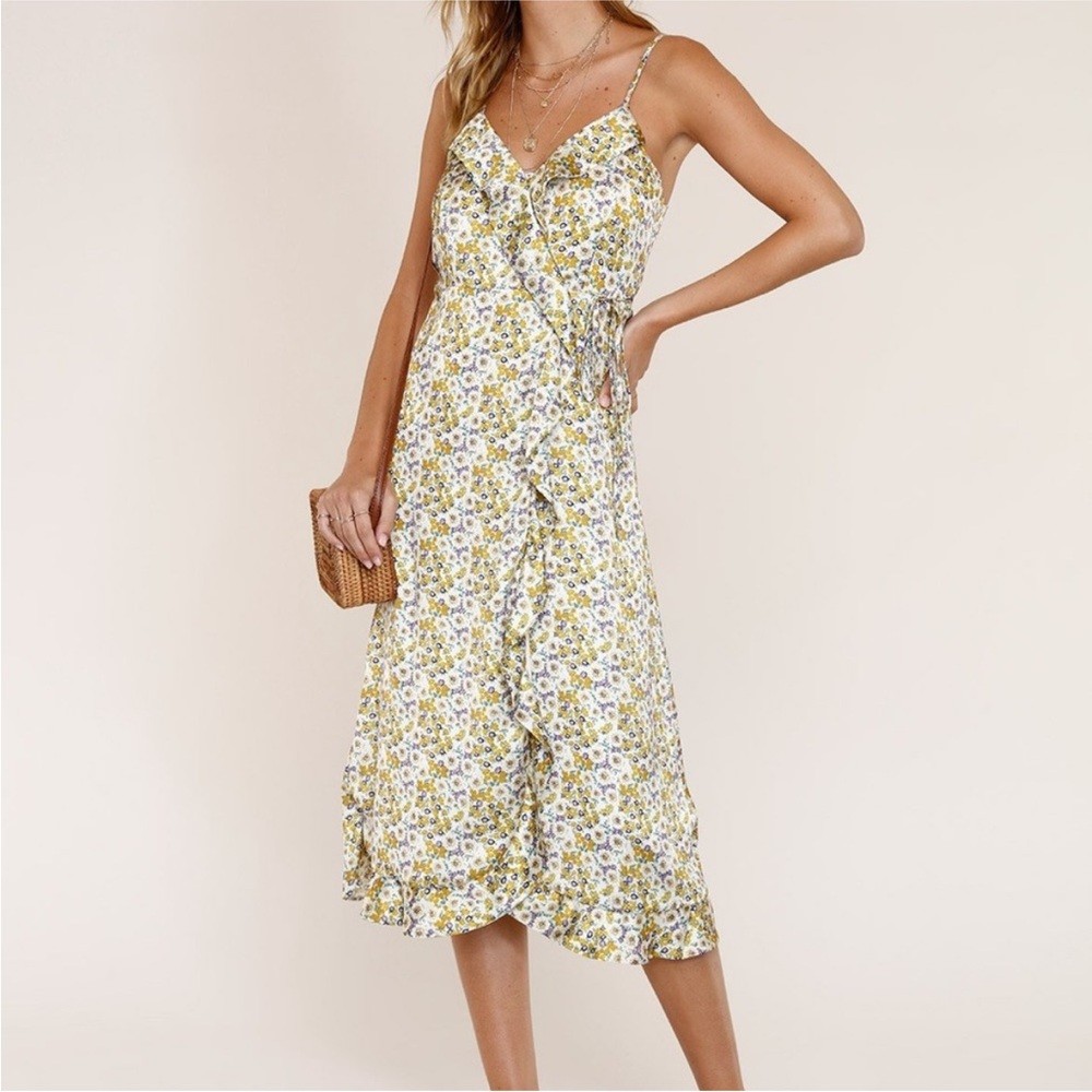 Heartloom Peyton Floral Wrap Midi Dress in Meadow